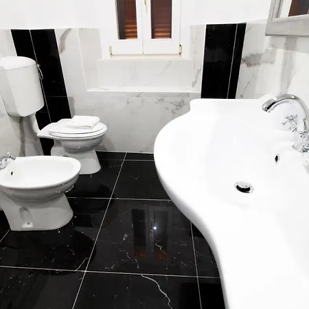 Relais Parlamento Guest house Rome