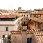 Relais Parlamento Guest house 4*