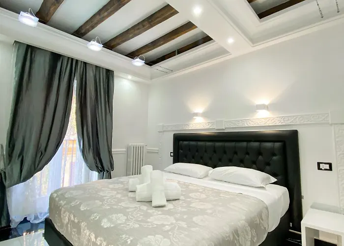 Relais Parlamento 4* Rome